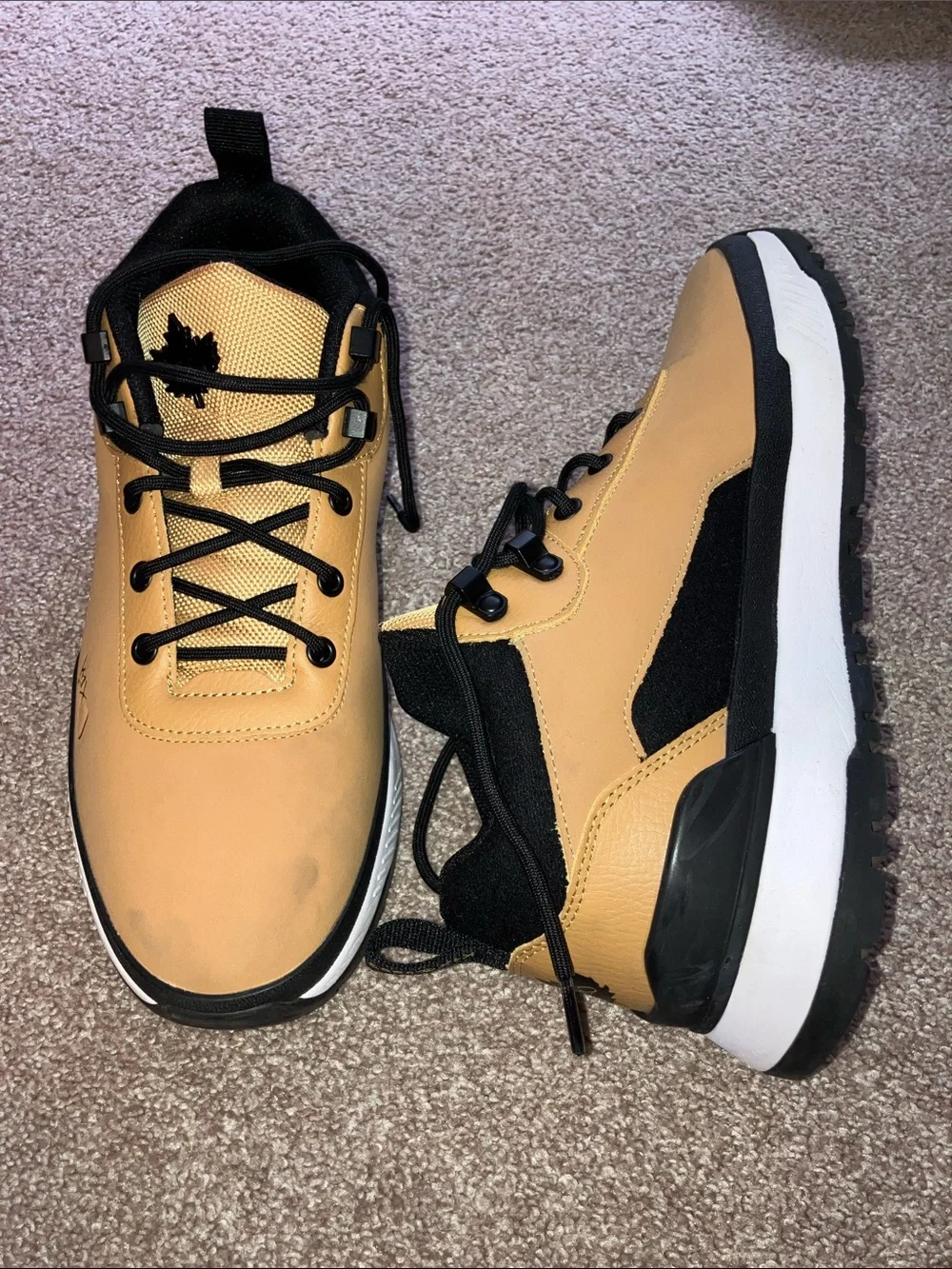 Men's size 10.5 Tan and Black Trail-Style Casual Boots